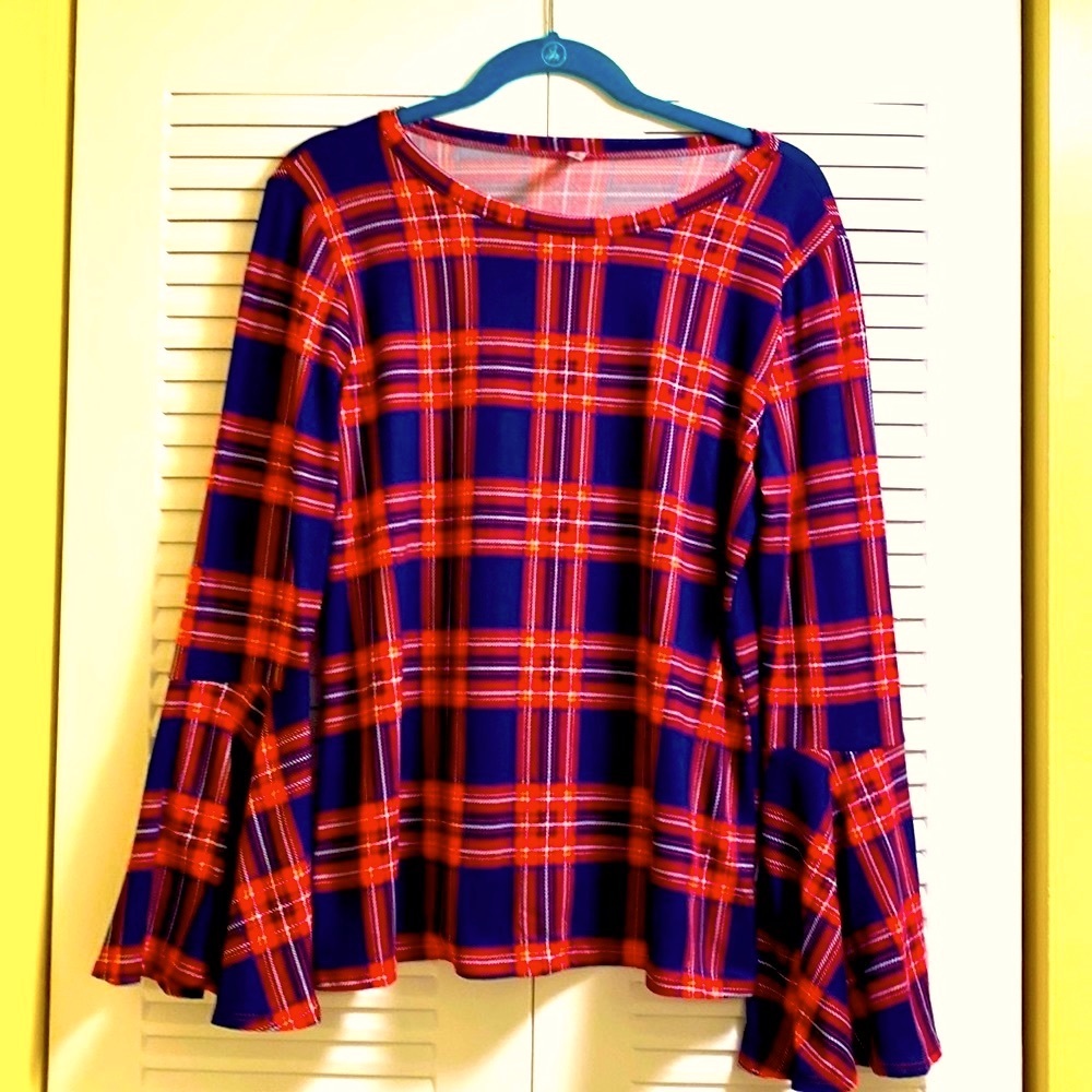 NEW Buffalo Plaid Top with Bell Sleeves L